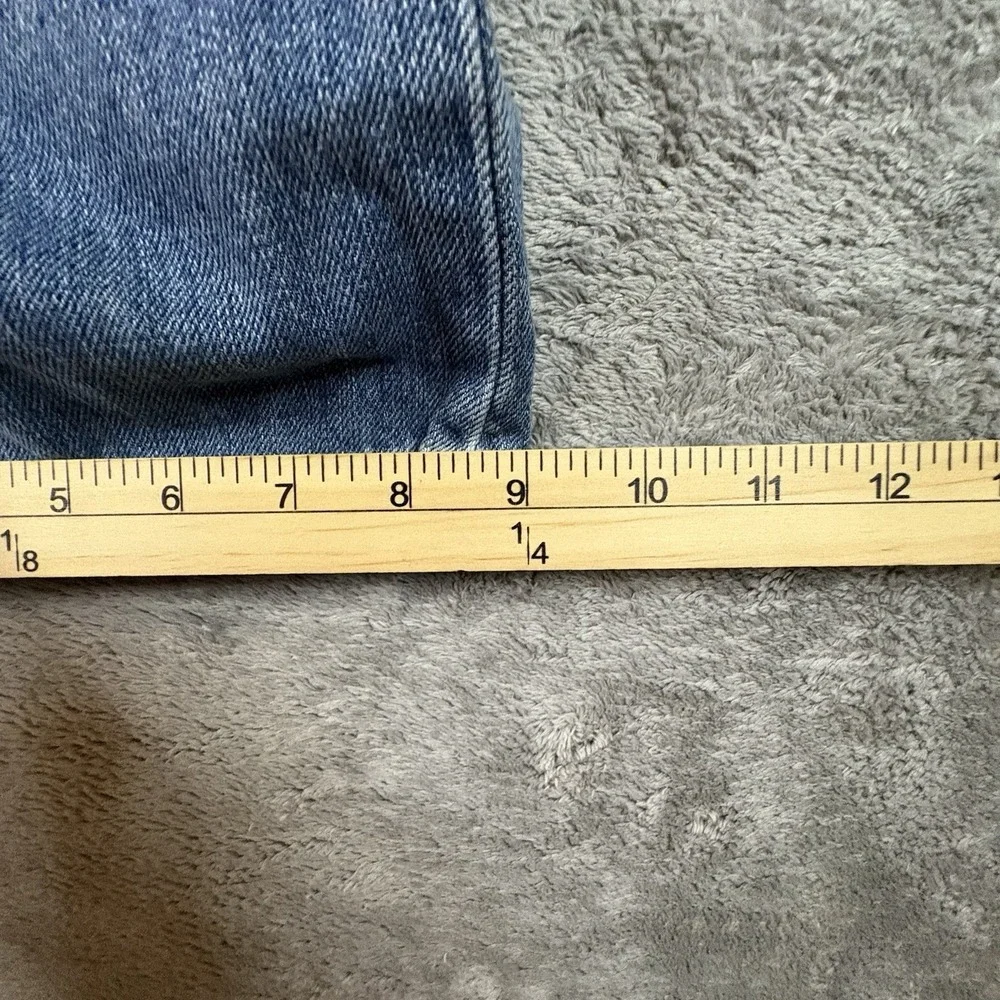Gap Men's 37.5x30 Blue Standard Fit Straight Leg Medium Wash Jeans SEE DESCRIP